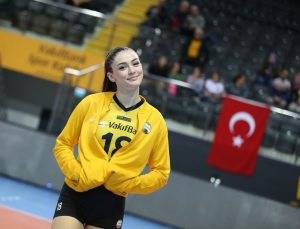 Zehra Gunes- vận động viên người Thổ Nhĩ Kì