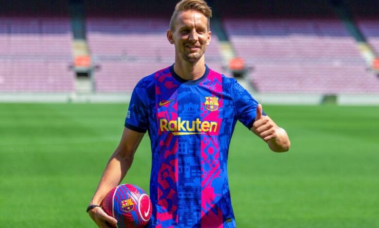 Luke De Jong gia nhập Barca theo hợp đồng cho mượn 