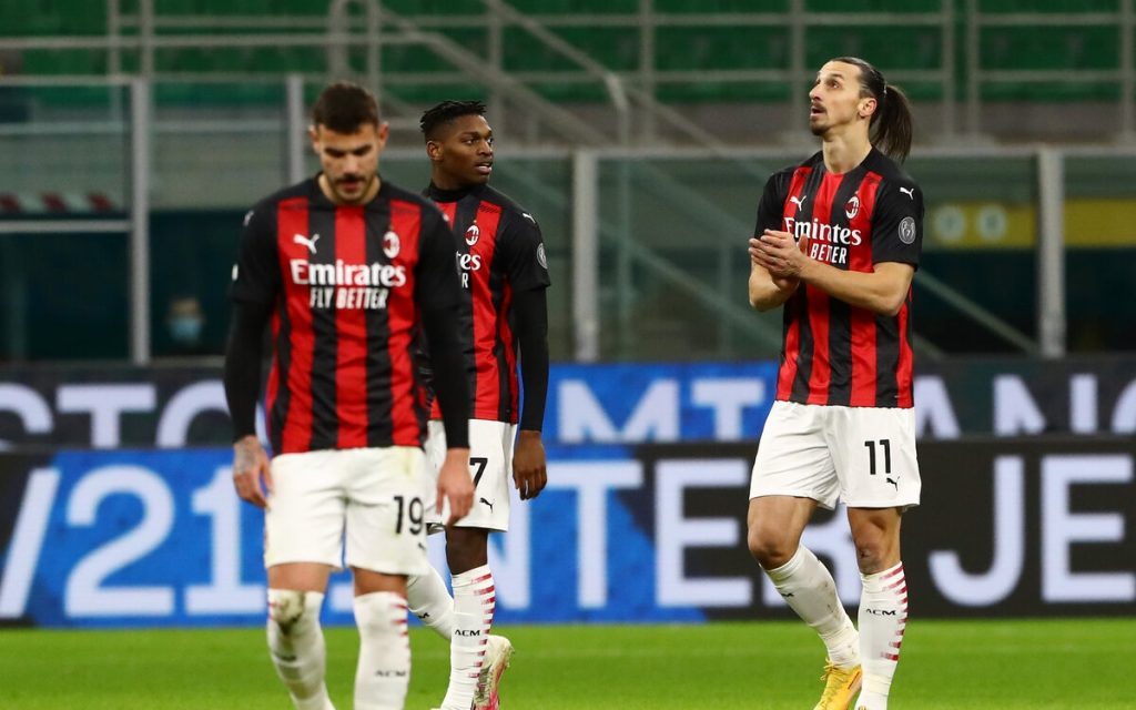 AC Milan đã duy trì mạch trận toàn thắng tại Serie A 2021/22